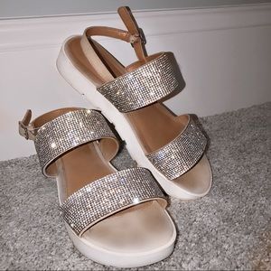 ⭐️ALDO DIAMOND PLATFORM SANDAL⭐️